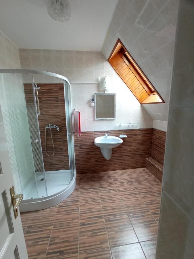 Holiday Apartmanhaz Залакарош Екстер'єр фото